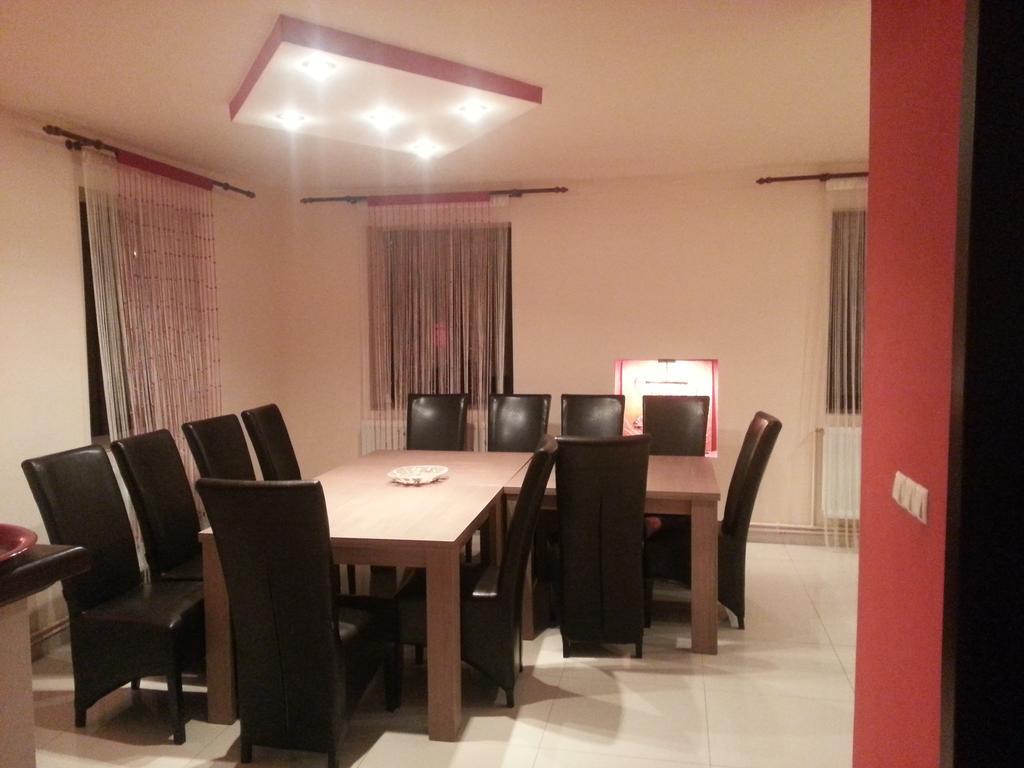 Casa De Vacanta Silvia Varmaga Ngoại thất bức ảnh