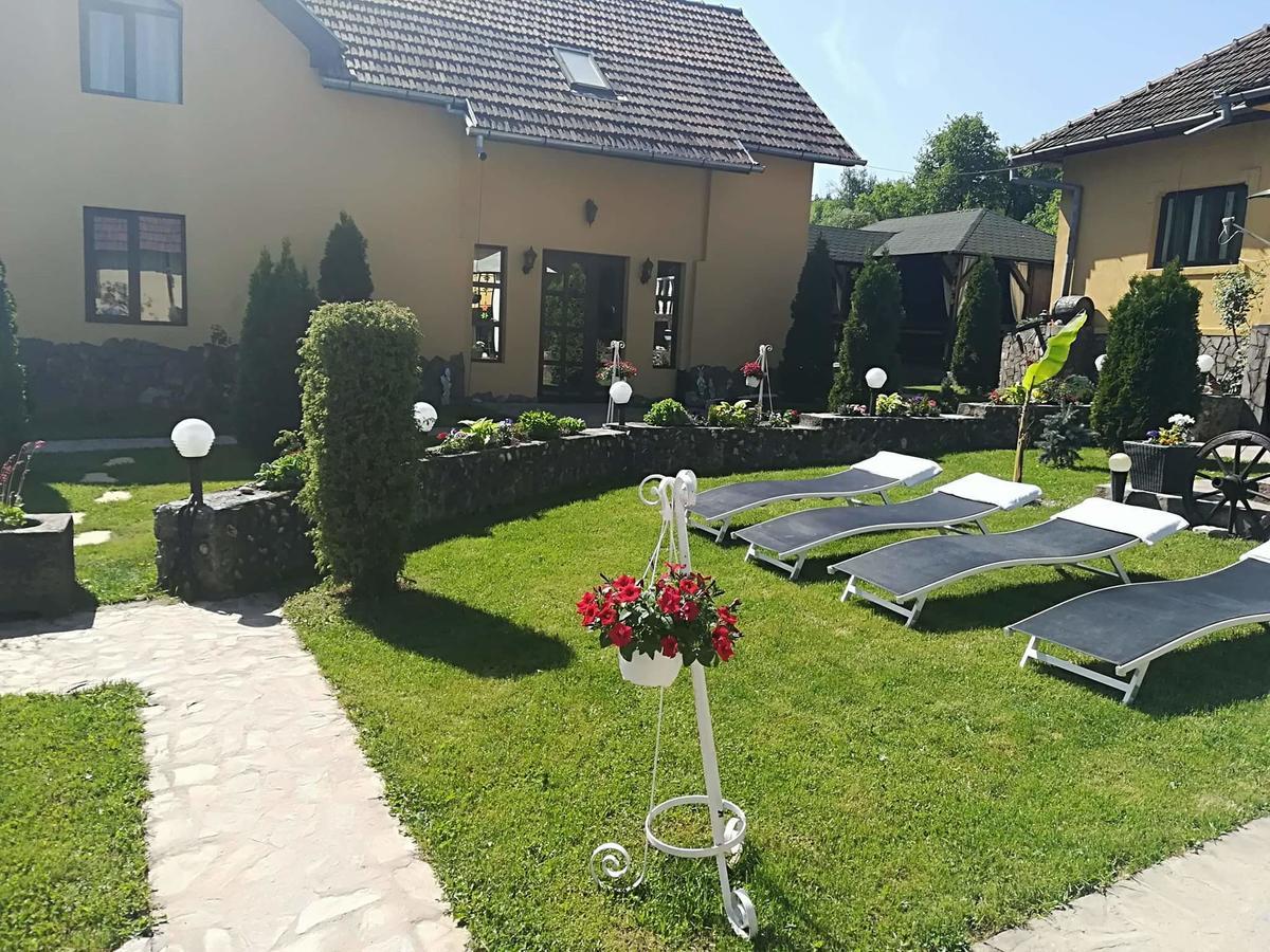 Casa De Vacanta Silvia Varmaga Ngoại thất bức ảnh